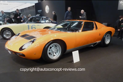 1972 Lamborghini Miura SV Split Sump - Lukas Huni and 1973 Lamborghini Miura SVJ 